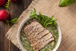 Cháo cá chép rau củ