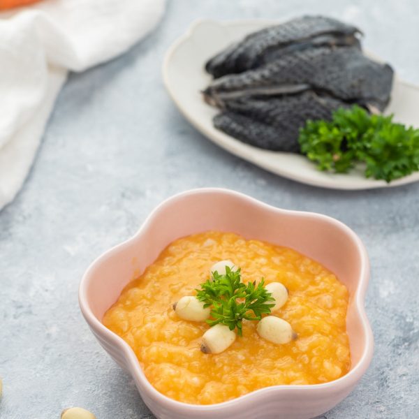 Cháo gà tiềm thuốc bắc