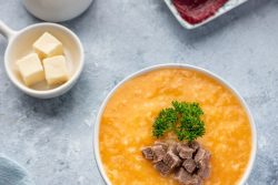 Cháo Đà điểu sốt nấm Linh Chi